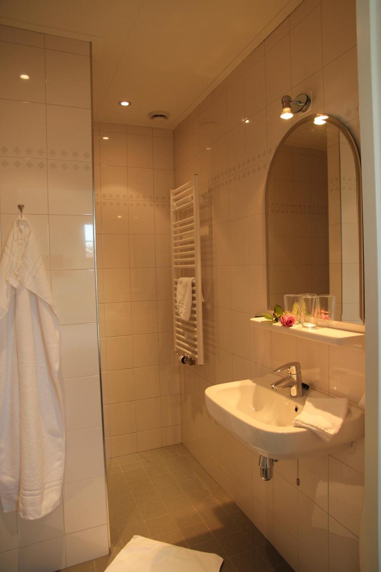 Duinoord Oostkapelle Bed & Breakfast Luaran gambar